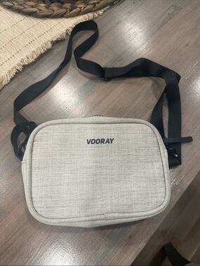 VOORAY Women's bag, small good for travel. Used once, Adjustable Black Strap
